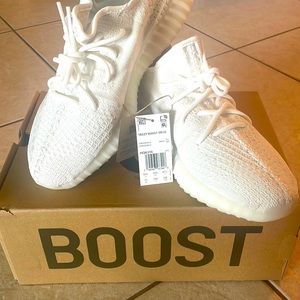 New with tag all white Yeezy Boost 350 V2 Size 11